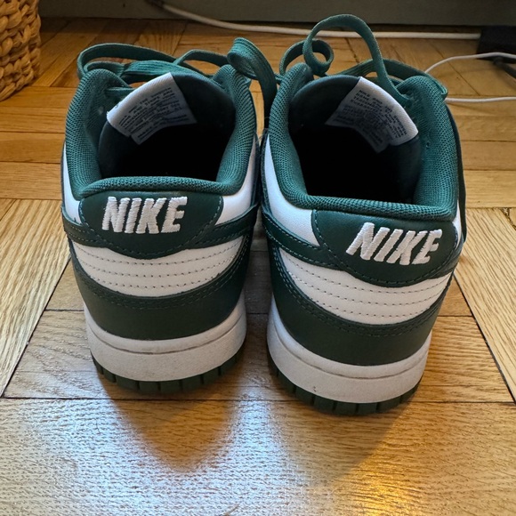 Nike Dunk Low ‘Michigan State’ - Picture 2 of 9